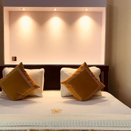 Labev Hotel Кумасі Екстер'єр фото