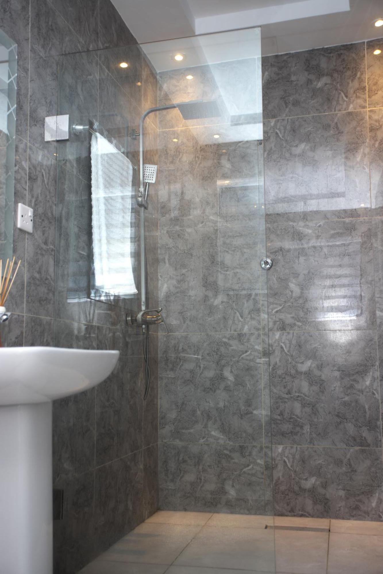 Labev Hotel Кумасі Екстер'єр фото