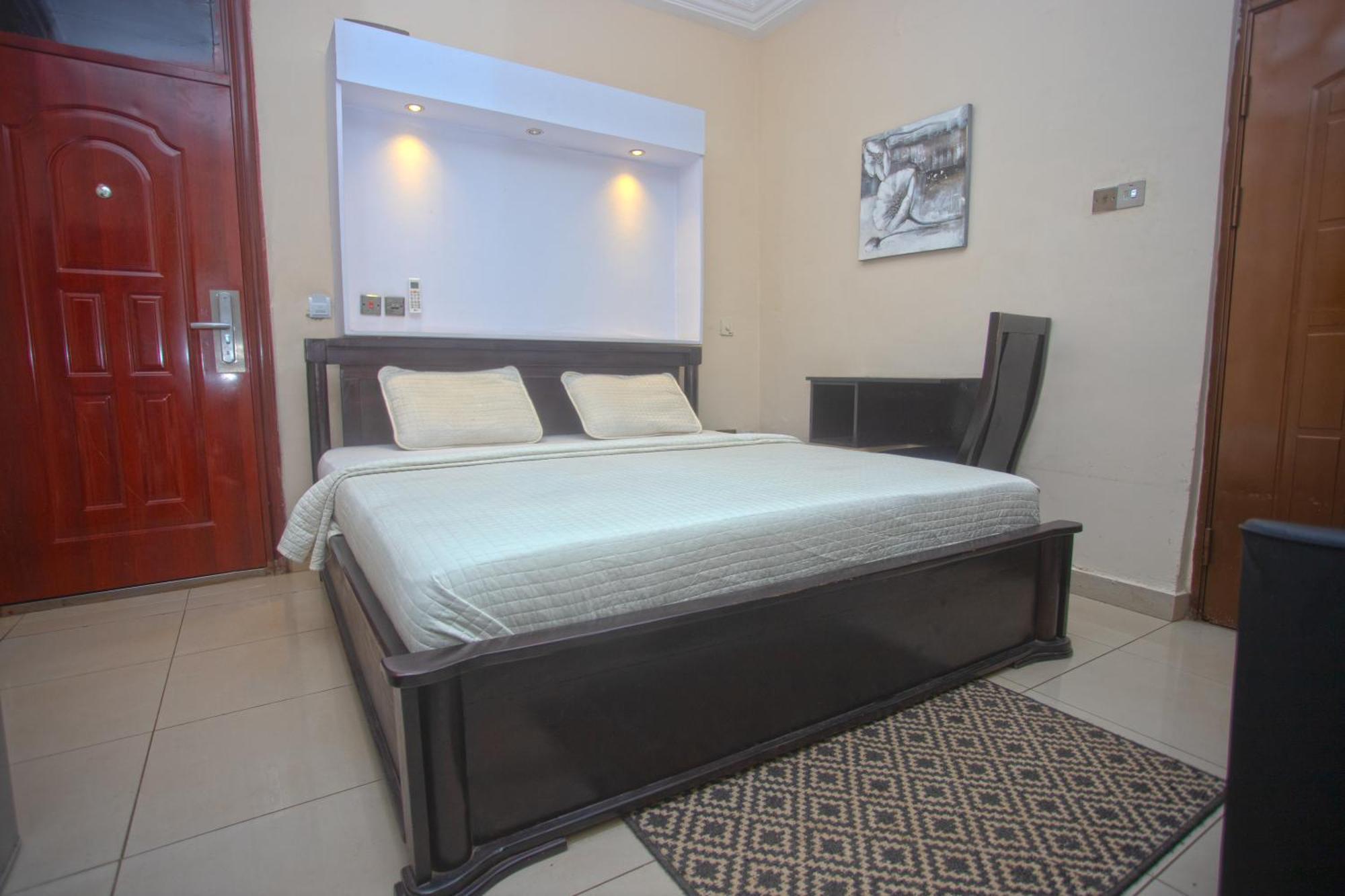 Labev Hotel Кумасі Екстер'єр фото