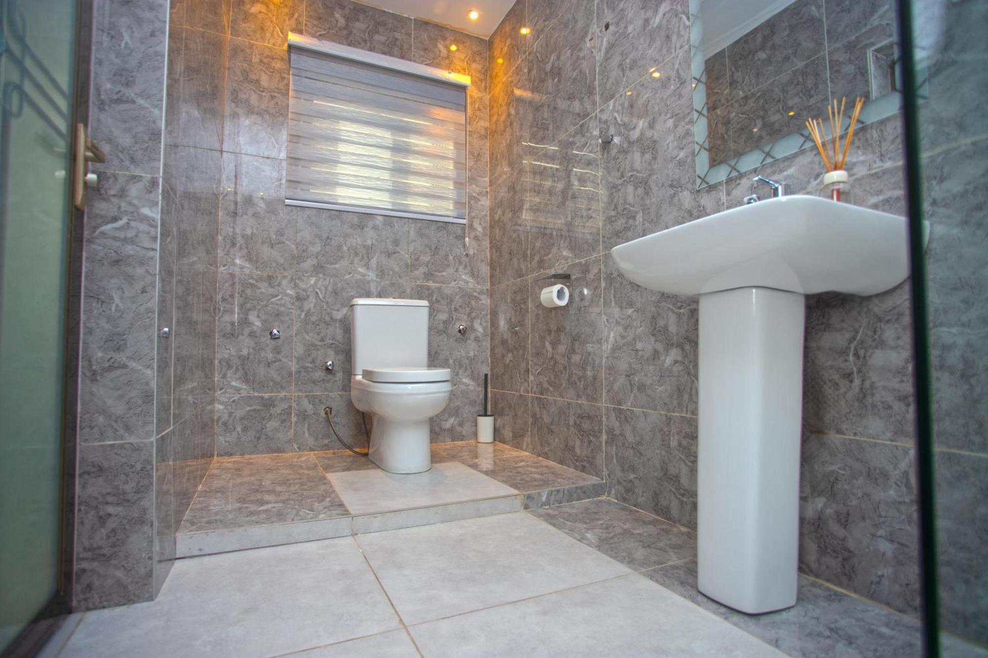 Labev Hotel Кумасі Екстер'єр фото