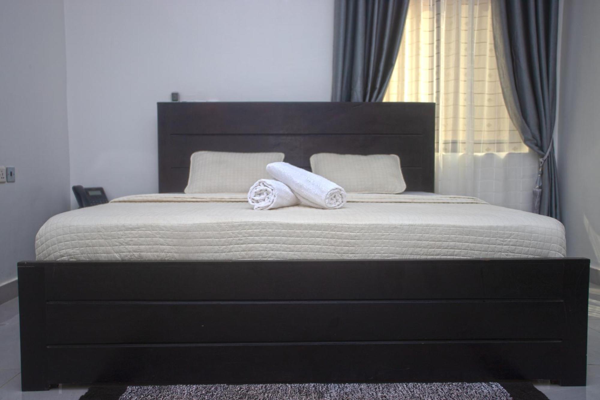 Labev Hotel Кумасі Екстер'єр фото