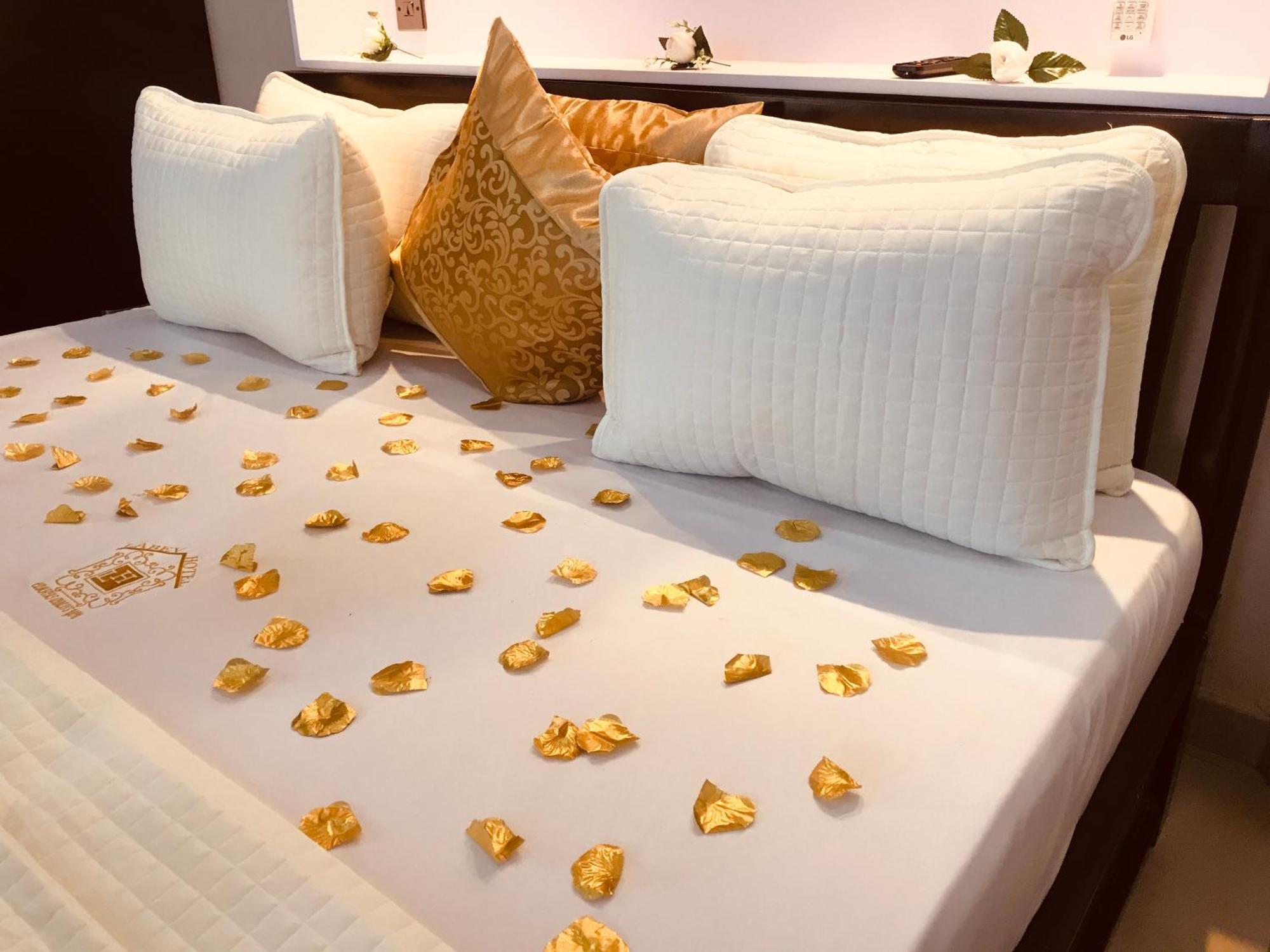 Labev Hotel Кумасі Екстер'єр фото