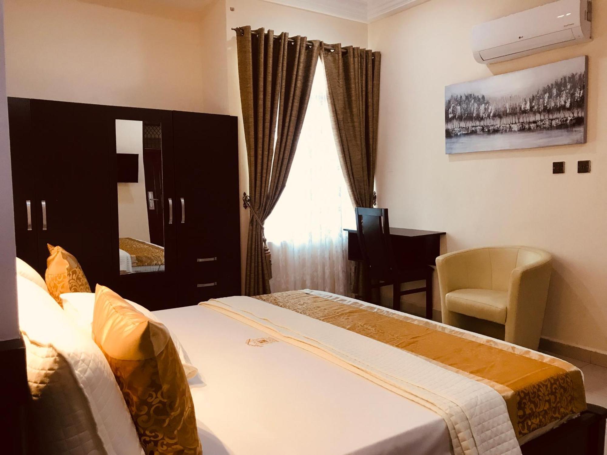 Labev Hotel Кумасі Екстер'єр фото
